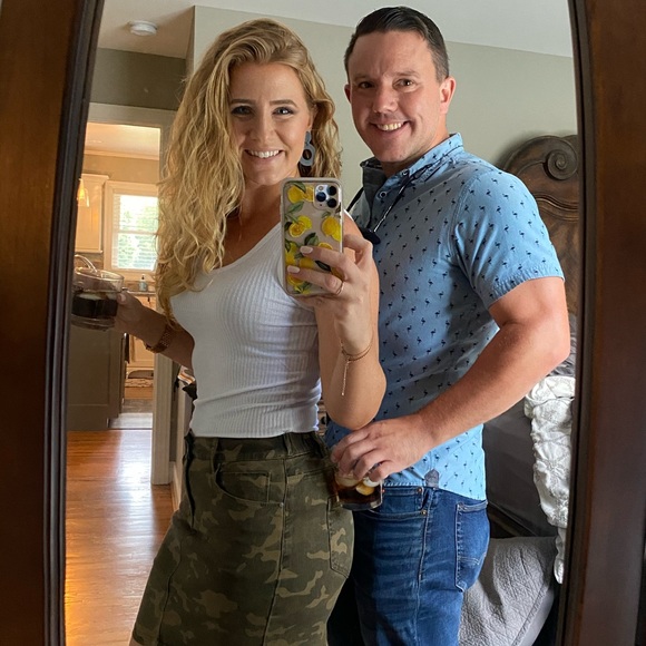 Meet your Posher, Linette - Picture 1 of 1